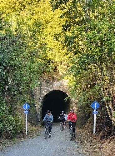 Bike tour: New Zealand Twin Coast Cycle Trail