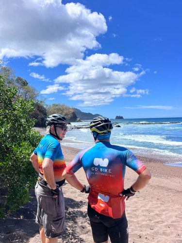 Bike tour: Costa Rica Beach & Sun Route